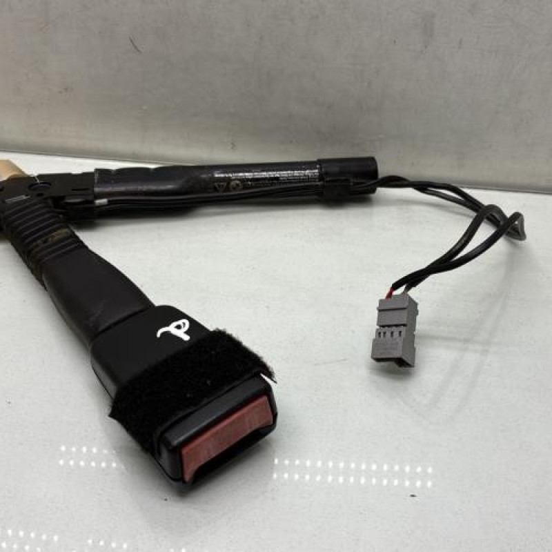 Pretensionneur de ceinture avant droit BMW SERIE 3 E90 Photo n°4