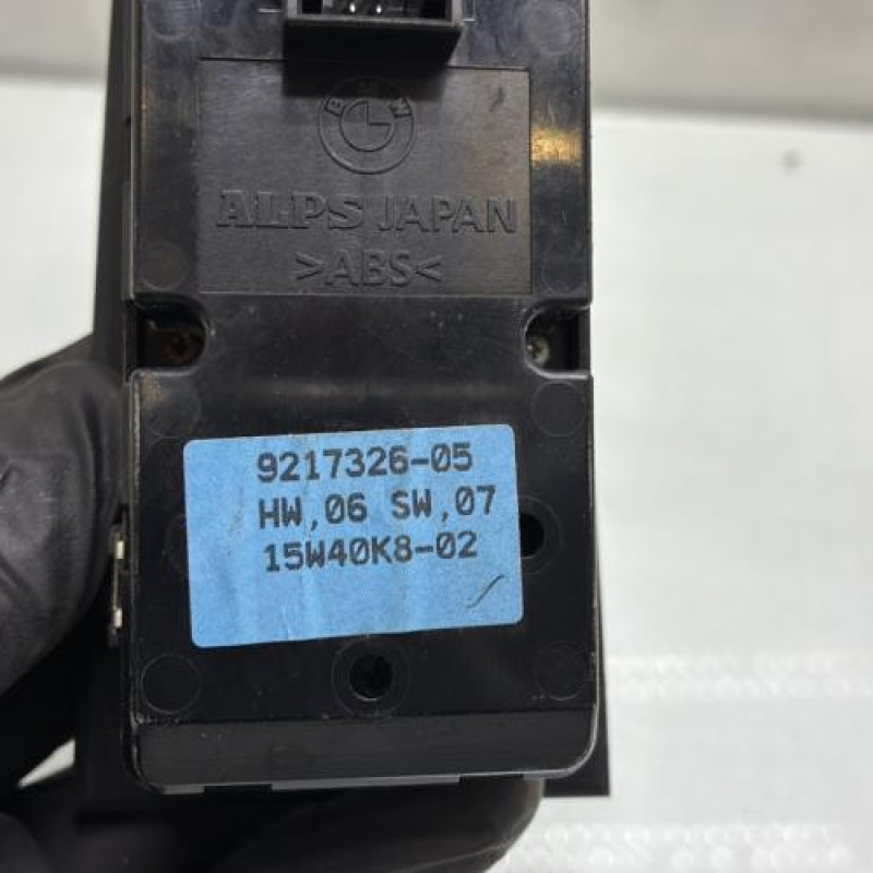 Interrupteur de leve vitre avant gauche BMW SERIE 3 E90 Photo n°3