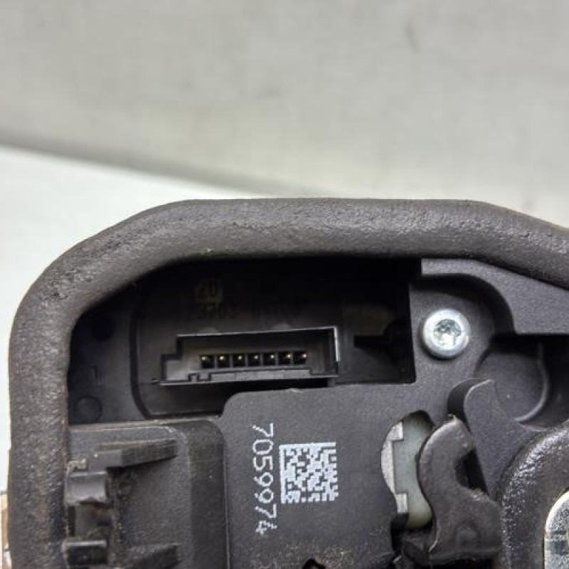 Serrure avant droit BMW SERIE 3 E90 Photo n°4