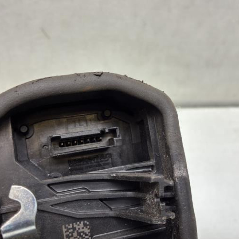 Serrure avant gauche BMW SERIE 3 E90 Photo n°4