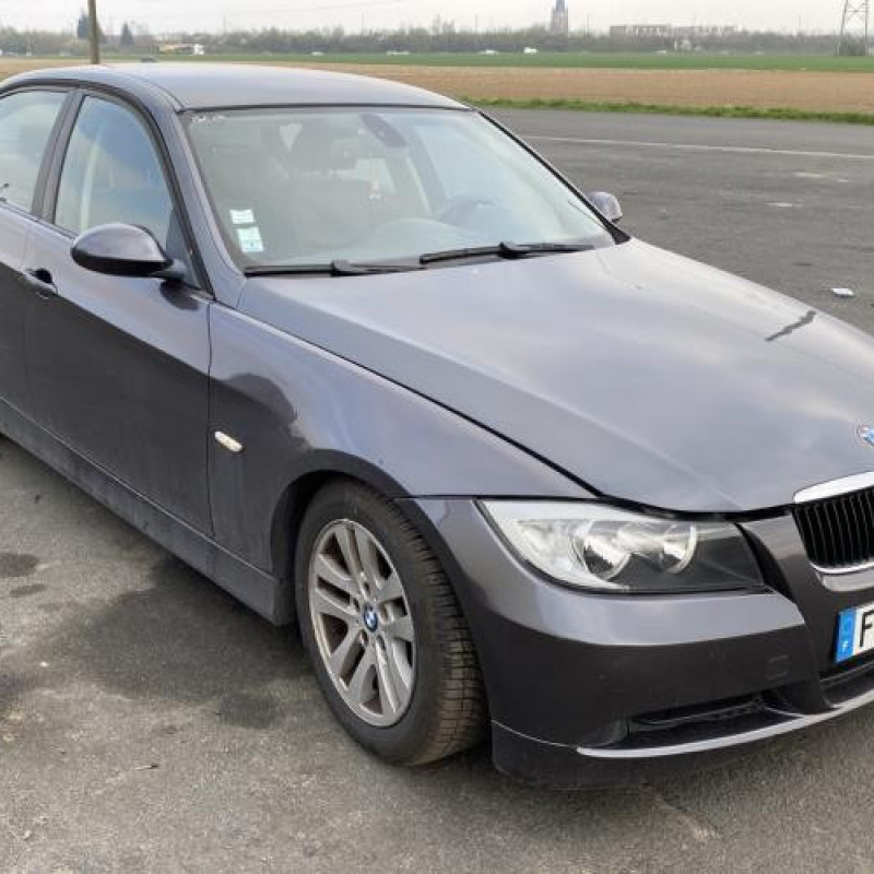 Serrure avant gauche BMW SERIE 3 E90 Photo n°6