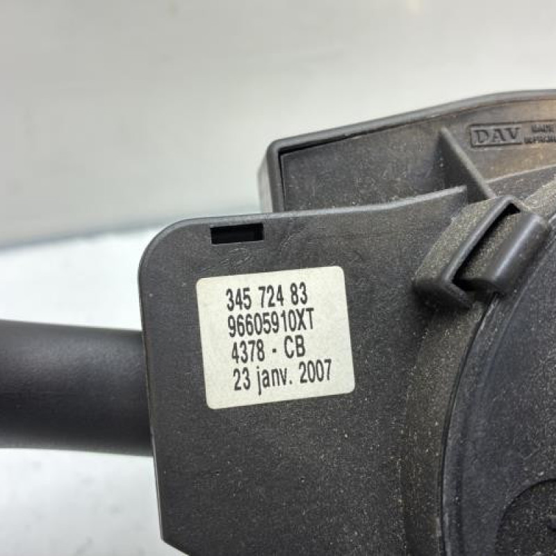 Com (Bloc Contacteur Tournant+Commodo Essuie Glace+Commodo Phare) PEUGEOT 206 Photo n°7