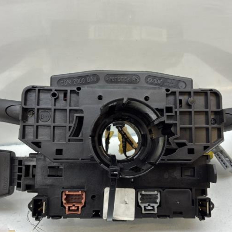 Com (Bloc Contacteur Tournant+Commodo Essuie Glace+Commodo Phare) PEUGEOT 206 Photo n°8