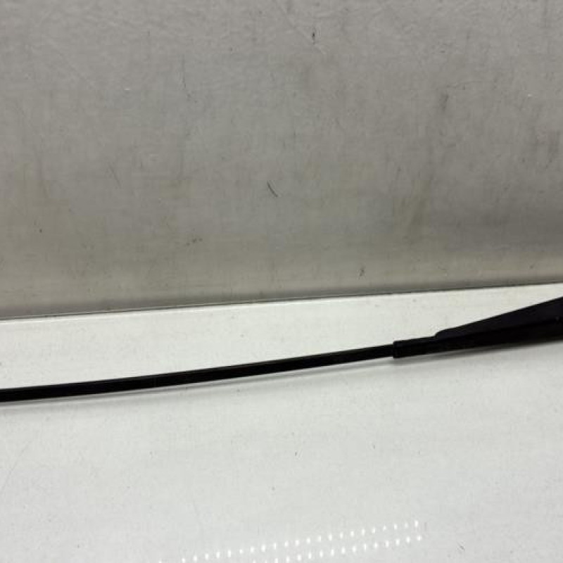 Bras essuie glace avant FORD KA 1 Photo n°1