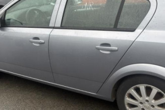 Serrure avant gauche OPEL ASTRA H