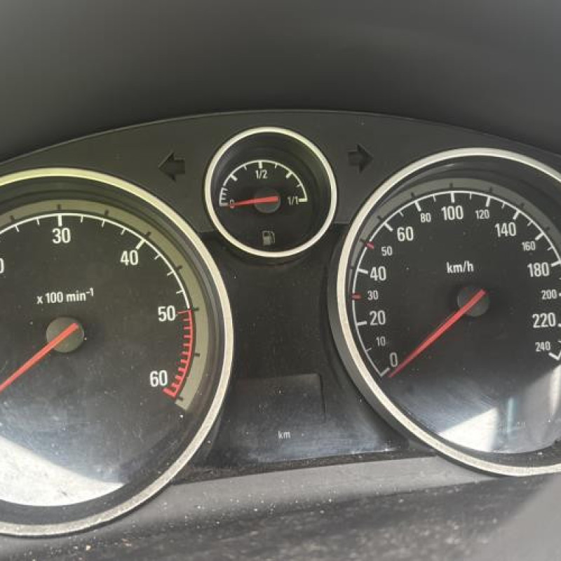 Serrure avant gauche OPEL ASTRA H Photo n°19