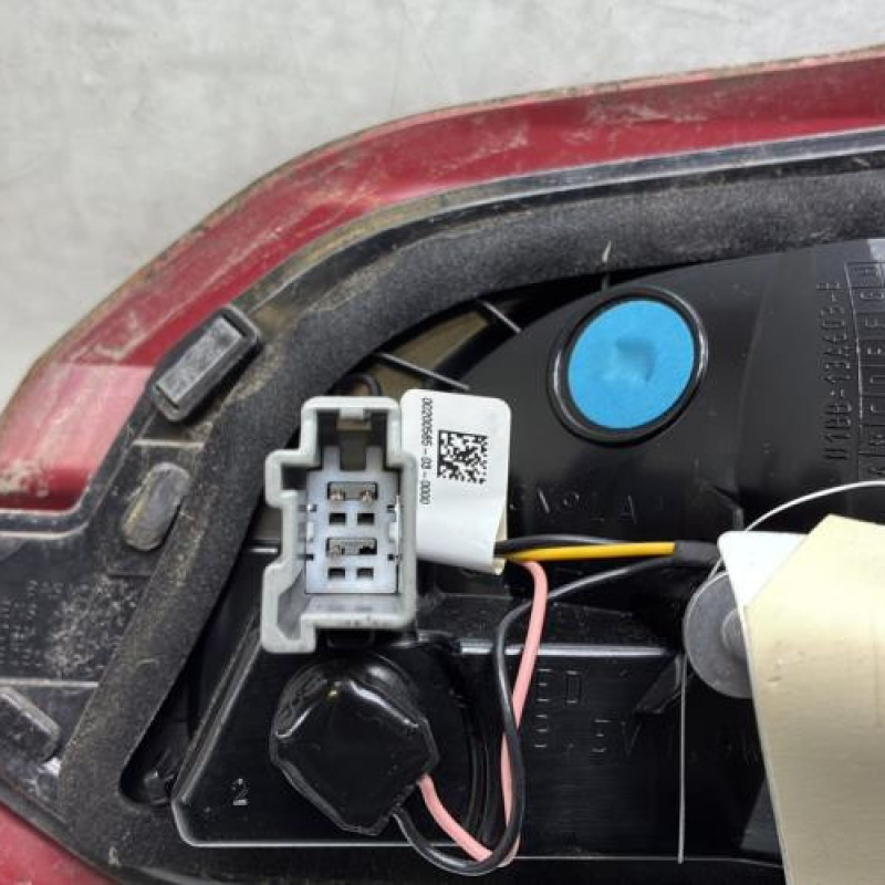 Feu arriere secondaire gauche (feux) FORD FIESTA 7 Photo n°3