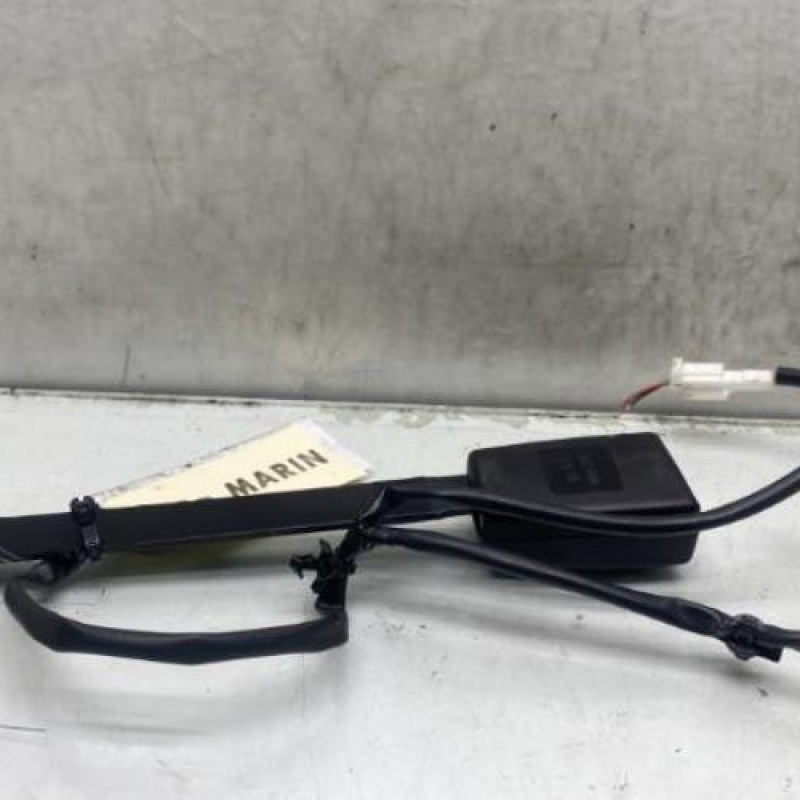 Attache ceinture avant droit NISSAN JUKE 1 Photo n°3