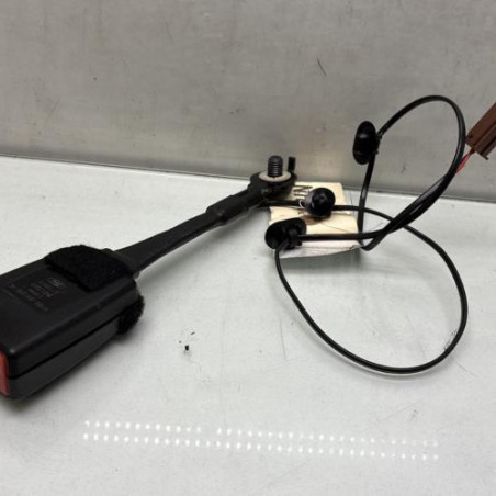 Attache ceinture avant gauche FORD FIESTA 7
