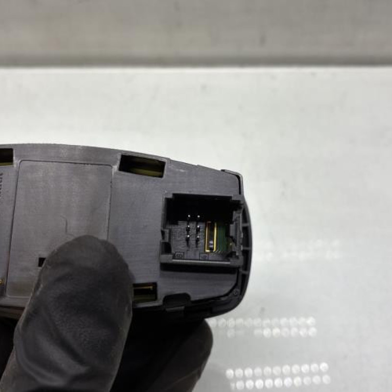 Commande de phare FORD FIESTA 7 Photo n°3