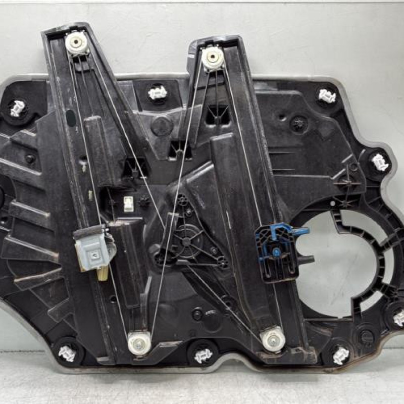 Leve vitre electrique avant droit FORD FIESTA 7 Photo n°6