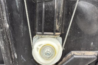 Leve vitre electrique avant droit FORD FIESTA 7