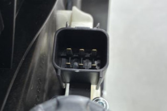 Leve vitre electrique avant gauche FORD FIESTA 7