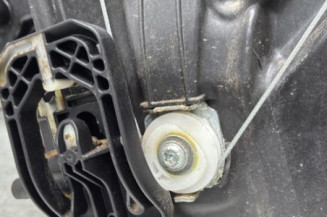 Leve vitre mecanique arriere droit FORD FIESTA 7