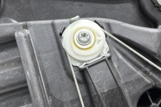 Leve vitre mecanique arriere droit FORD FIESTA 7