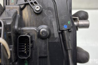 Serrure avant droit FORD FIESTA 7