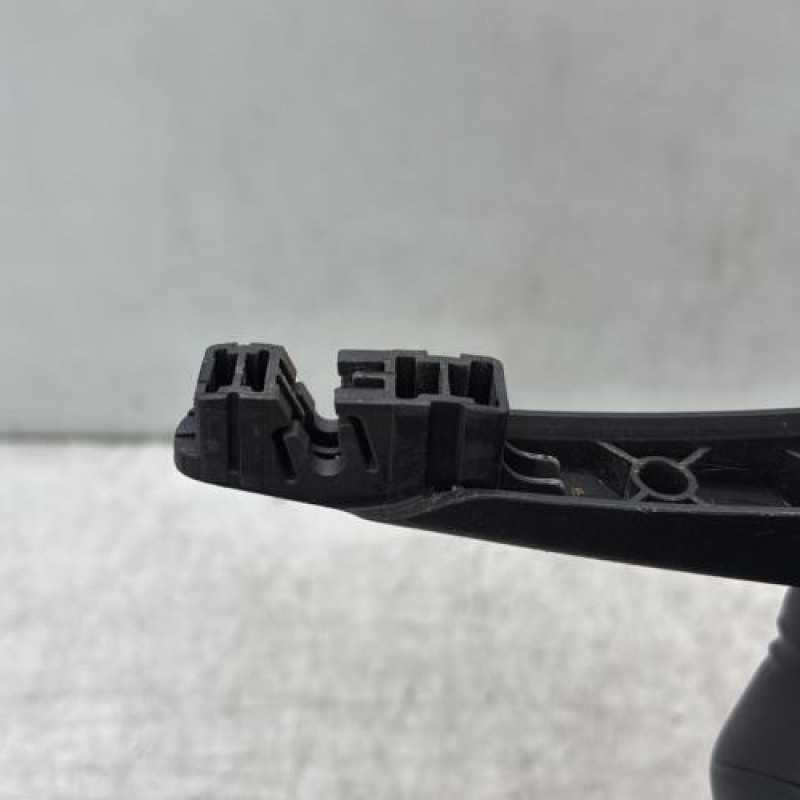 Bras essuie glace arriere RENAULT MEGANE 4 Photo n°3