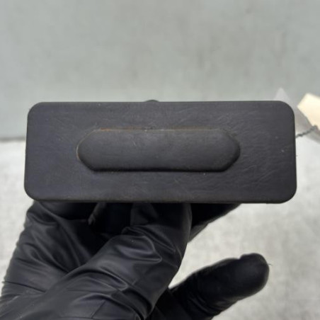 Bouton de coffre RENAULT MEGANE 4 Photo n°1