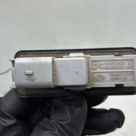 Bouton de coffre RENAULT MEGANE 4