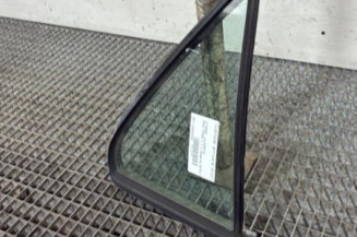 Custode arriere droit (porte) CITROEN SAXO