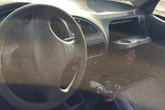 Custode arriere droit (porte) CITROEN SAXO