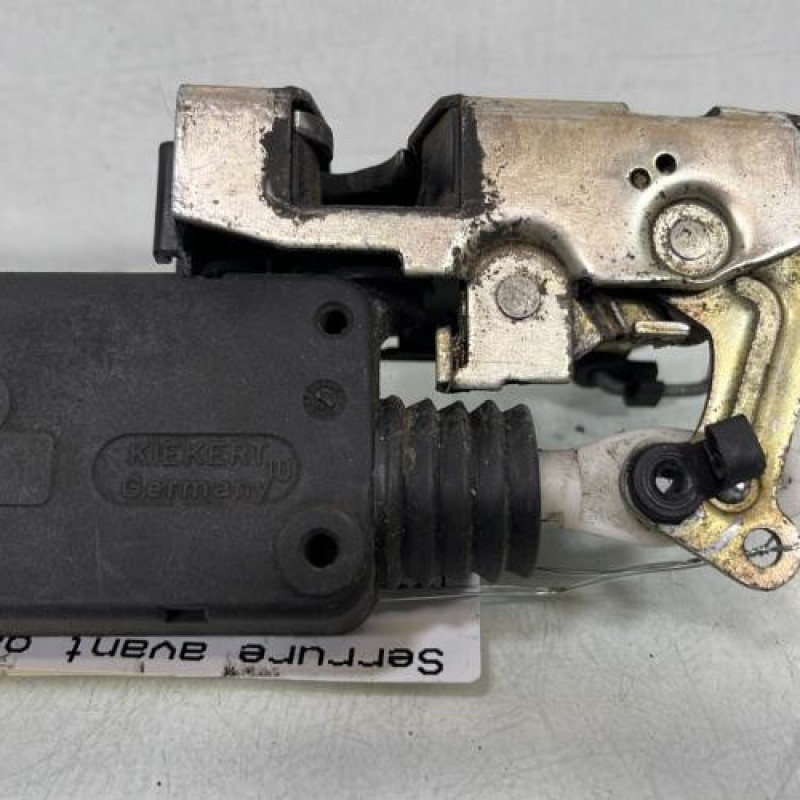 Serrure avant gauche CITROEN SAXO Photo n°4