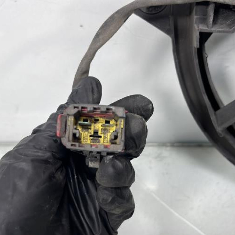 Moto ventilateur radiateur PEUGEOT 206 Photo n°6