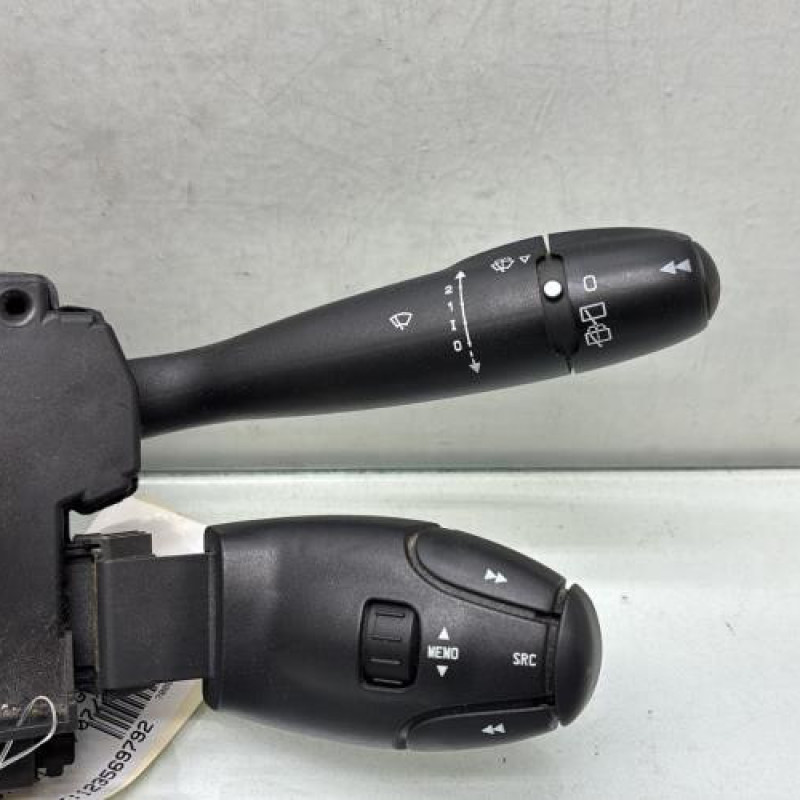 Com (Bloc Contacteur Tournant+Commodo Essuie Glace+Commodo Phare) PEUGEOT 206 Photo n°2