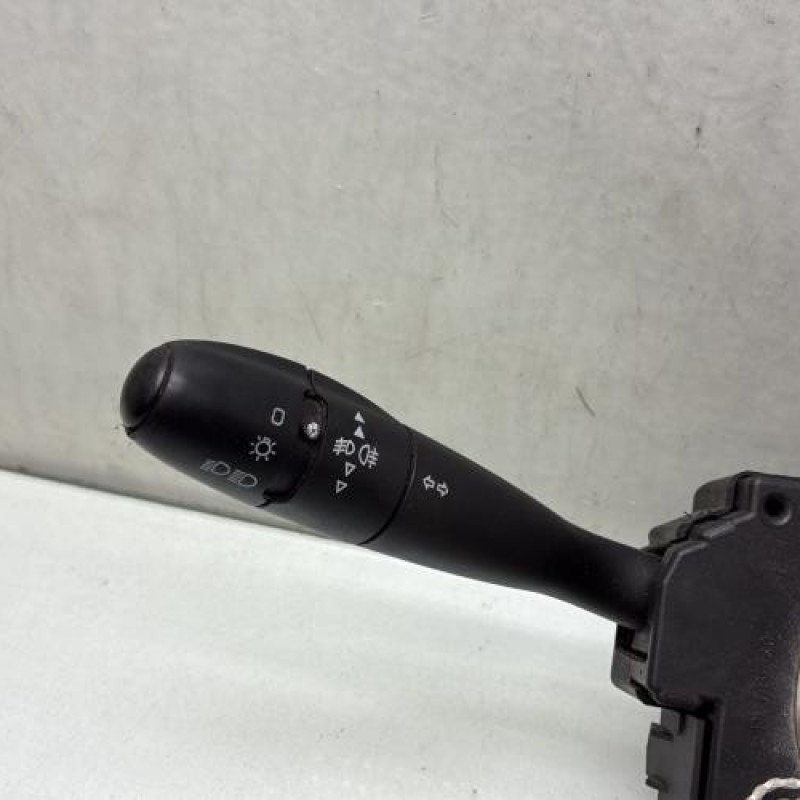 Com (Bloc Contacteur Tournant+Commodo Essuie Glace+Commodo Phare) PEUGEOT 206 Photo n°3