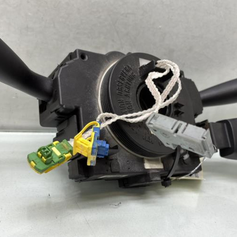 Com (Bloc Contacteur Tournant+Commodo Essuie Glace+Commodo Phare) PEUGEOT 206 Photo n°4