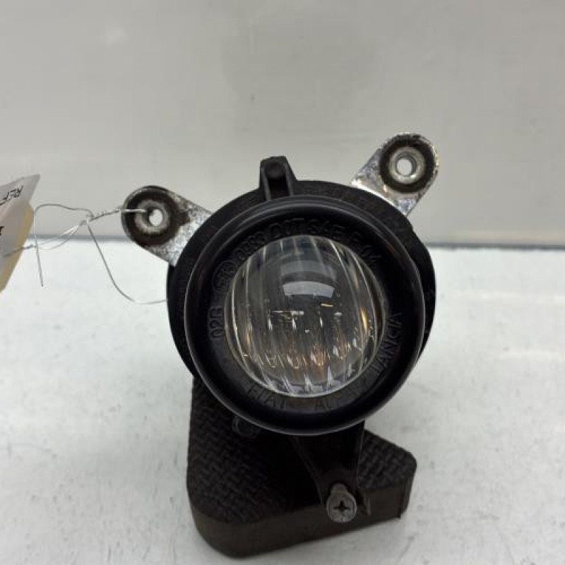 Anti brouillard droit (feux) FIAT 500 2 Photo n°1