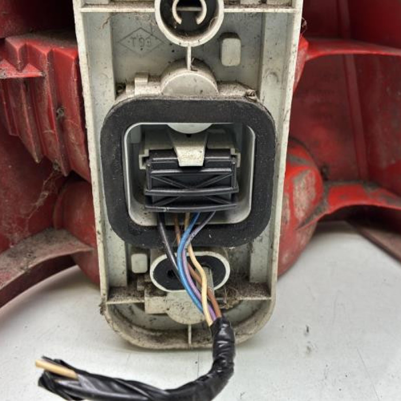 Feu arriere principal droit (feux) RENAULT TWINGO 1 Photo n°3