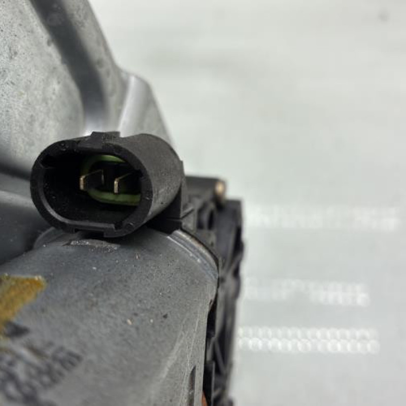 Leve vitre electrique avant gauche RENAULT TWINGO 1 Photo n°4