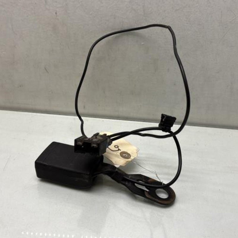 Attache ceinture avant gauche CITROEN BERLINGO 2 Photo n°4