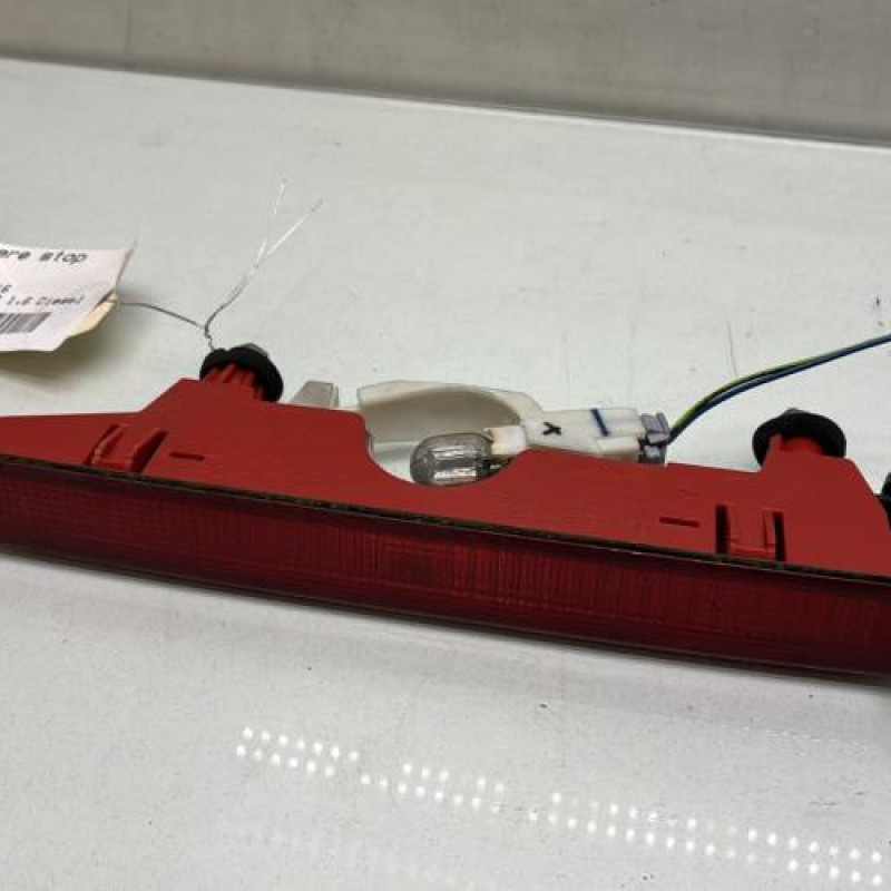 Feu arriere stop central CITROEN BERLINGO 2 Photo n°2