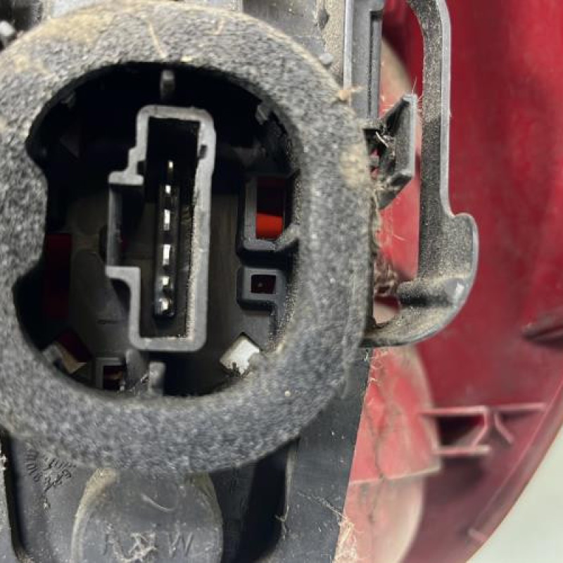 Feu arriere principal gauche (feux) CITROEN C2 Photo n°4