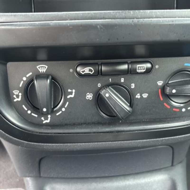 Retroviseur droit CITROEN C2 Photo n°16