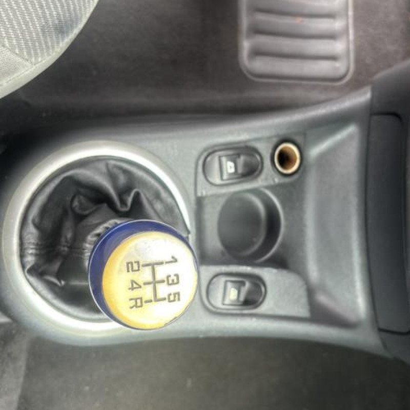 Retroviseur droit CITROEN C2 Photo n°17