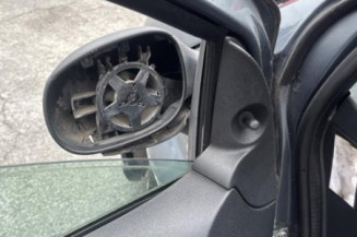 Arret de porte avant droit CITROEN C2