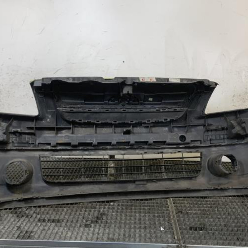 Pare choc avant CITROEN C2 Photo n°5