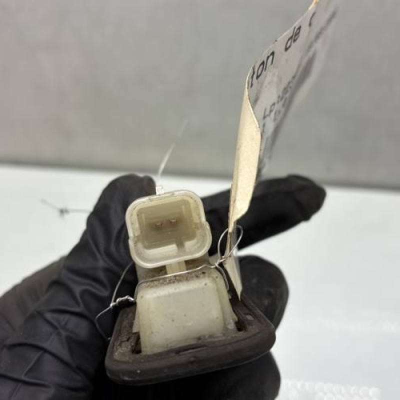 Bouton de coffre CITROEN C2 Photo n°3