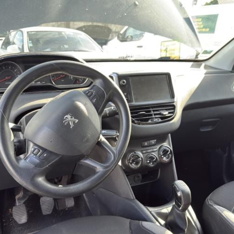 Antenne PEUGEOT 208 1 Photo n°17