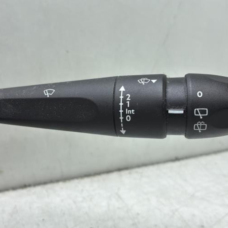 Com (Bloc Contacteur Tournant+Commodo Essuie Glace+Commodo Phare) PEUGEOT 208 1 Photo n°2