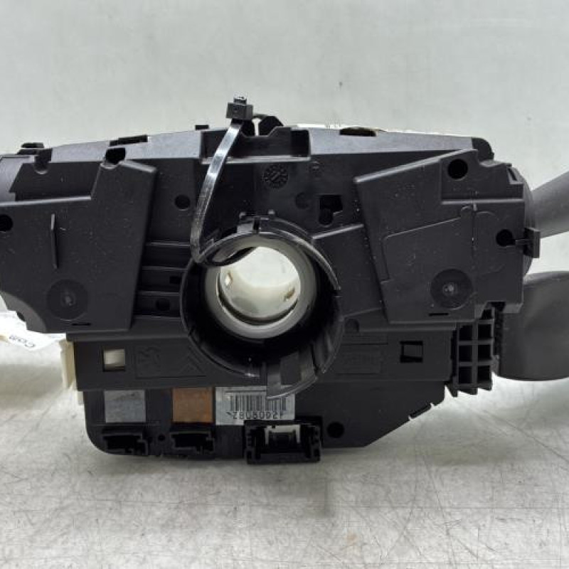 Com (Bloc Contacteur Tournant+Commodo Essuie Glace+Commodo Phare) PEUGEOT 208 1 Photo n°6