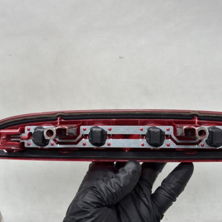 Feu arriere stop central PEUGEOT 208 1