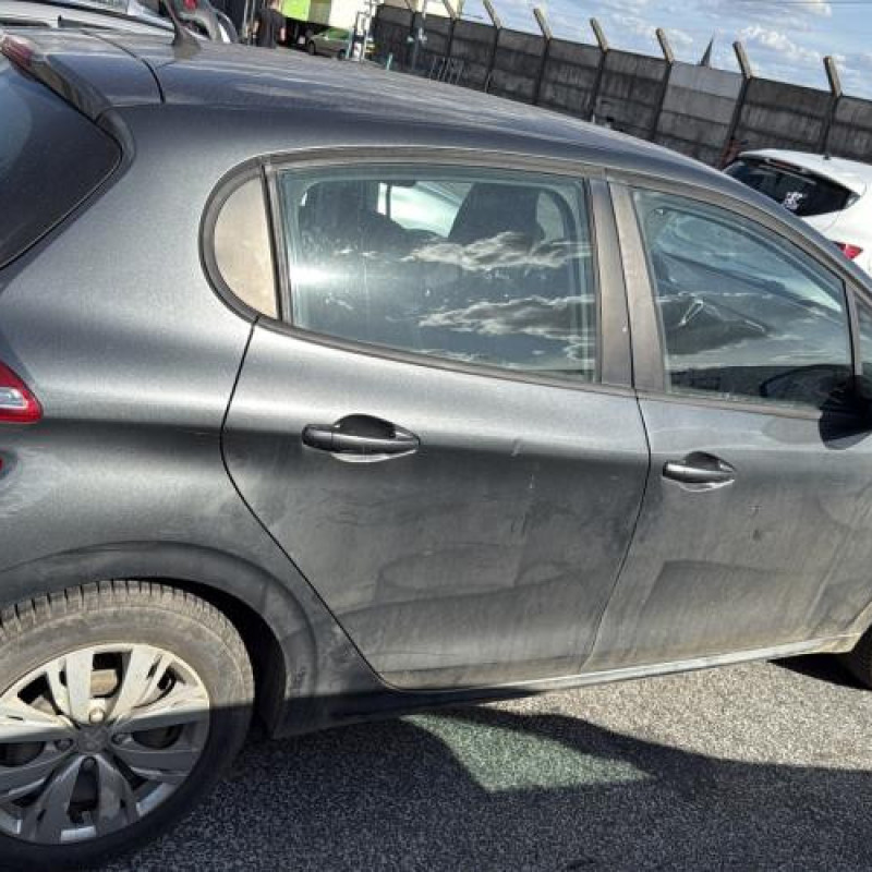 Interrupteur de leve vitre avant droit PEUGEOT 208 1 Photo n°11