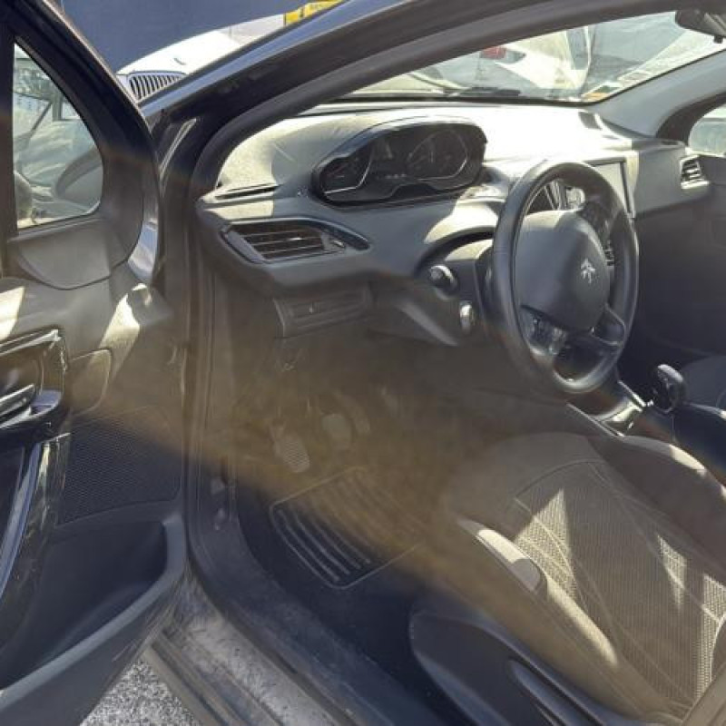 Interrupteur de leve vitre avant droit PEUGEOT 208 1 Photo n°14