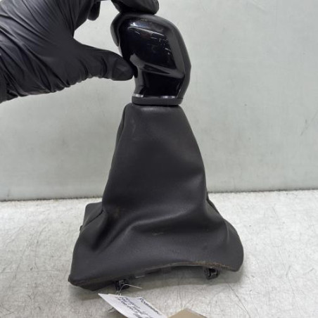 Pommeau de vitesses PEUGEOT 208 1