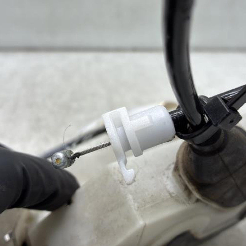 Serrure avant gauche PEUGEOT 208 1 Photo n°6