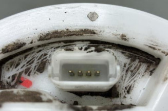 Pompe à carburant PEUGEOT 208 1